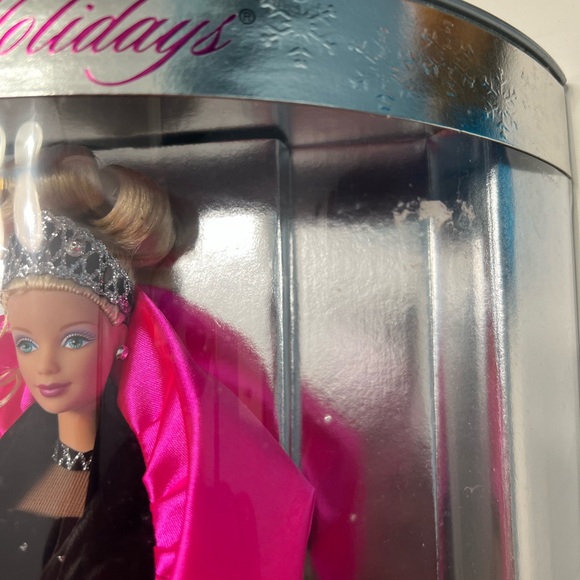 Two Barbie Vintage 1998 and 1994 Happy Holidays Edition, one NIB - Picture 7 of 12